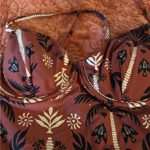 Cupshe one piece swimsuit NWOT - Picture 3 of 5